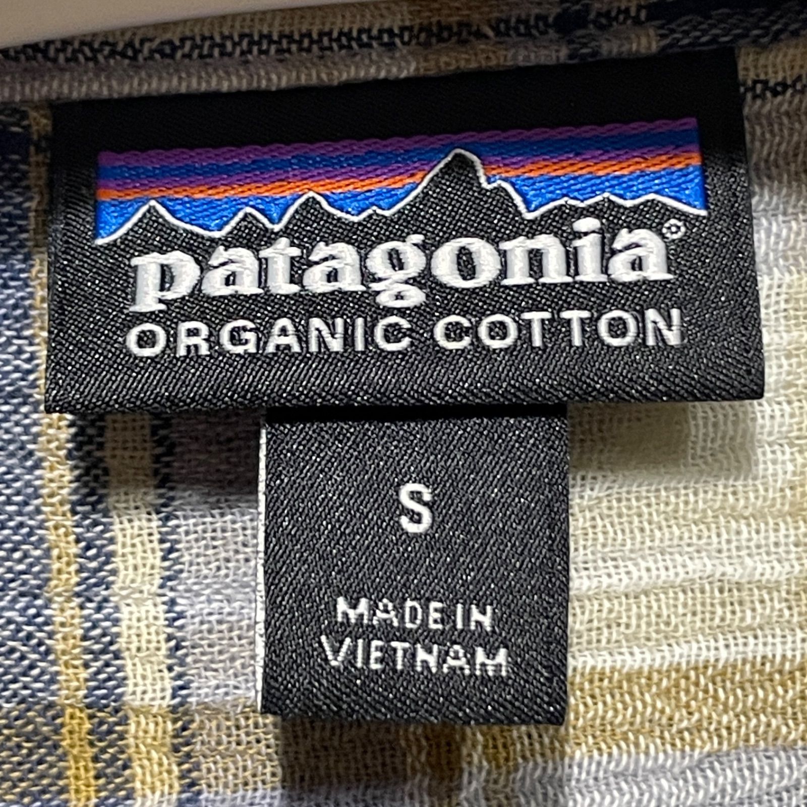 匿名配送 美品 パタゴニア patagonia 半袖シャツ チェック S オーガニックコットン 綿