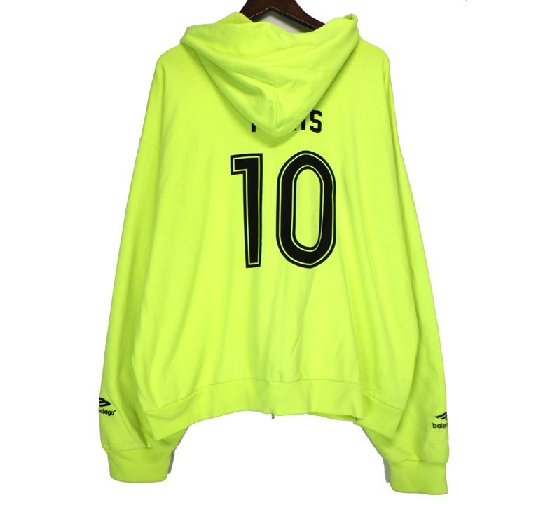 バレンシアガスウェット バレンシアガ BALENCIAGA 【 Soccer Paris Zip Hoodie 744457