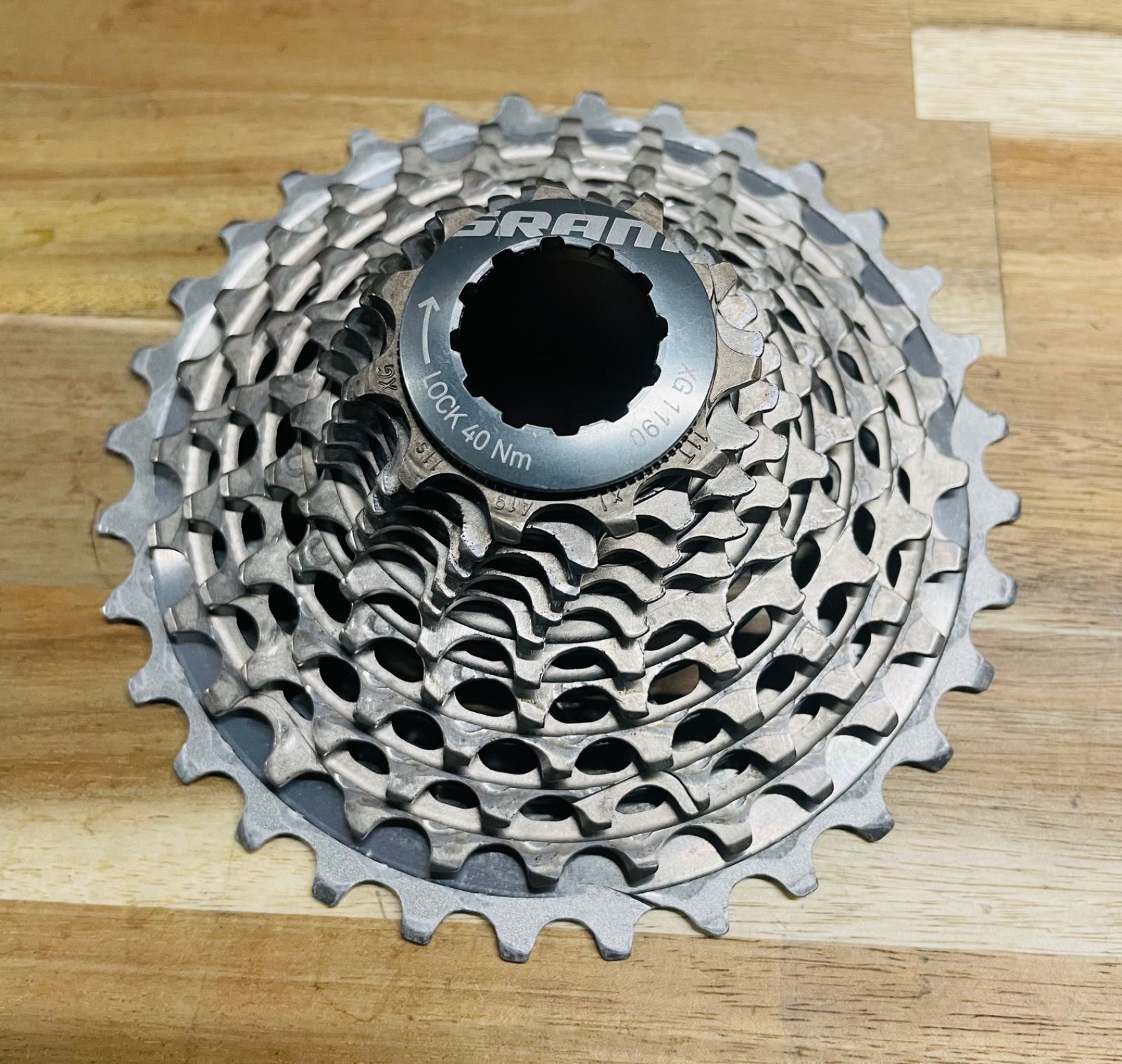 スポーツ・レジャーSRAM RED22 スプロケット 11-28T 実測164.7g