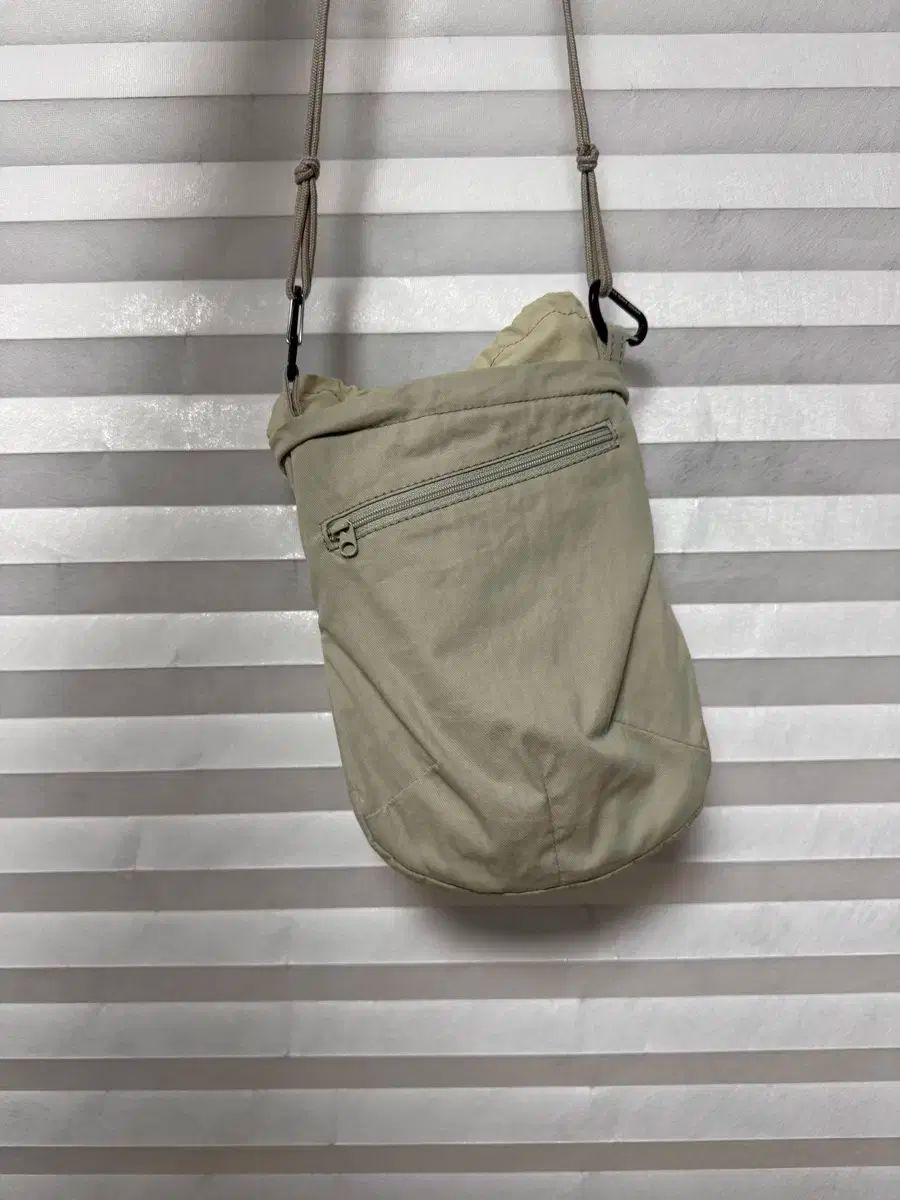 ベリド クロスバッグ