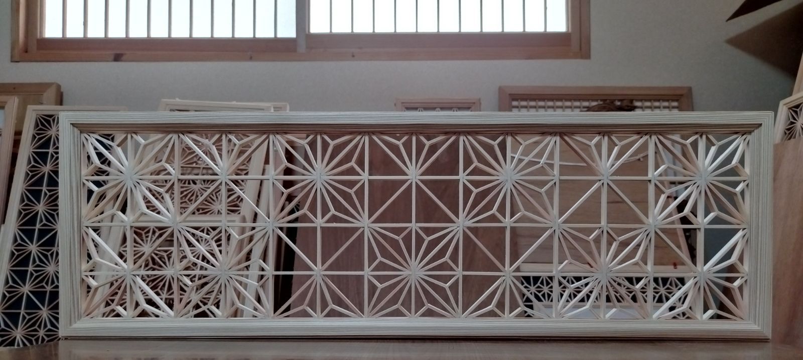 85 麻の葉組子 吹き抜け カラーアクリル板入り3枚一組 【公式通販】