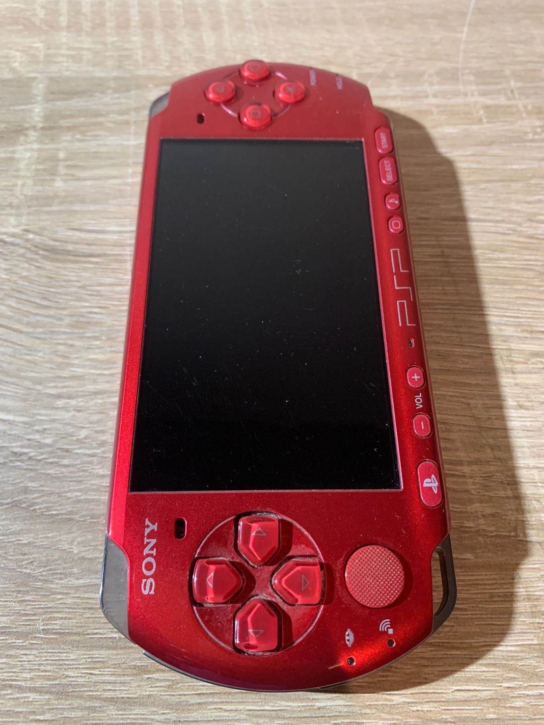 5882 PlayStation ポータブル PSP 3000 ラディアント レッド 動作 済み