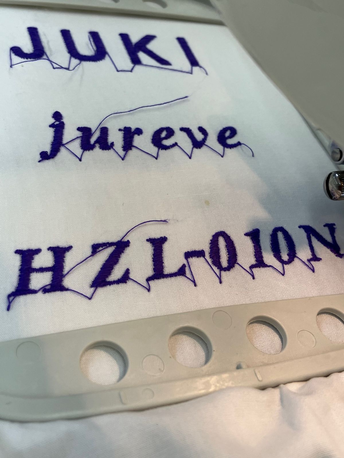 HZL-010N＆刺しゅう機 整備済