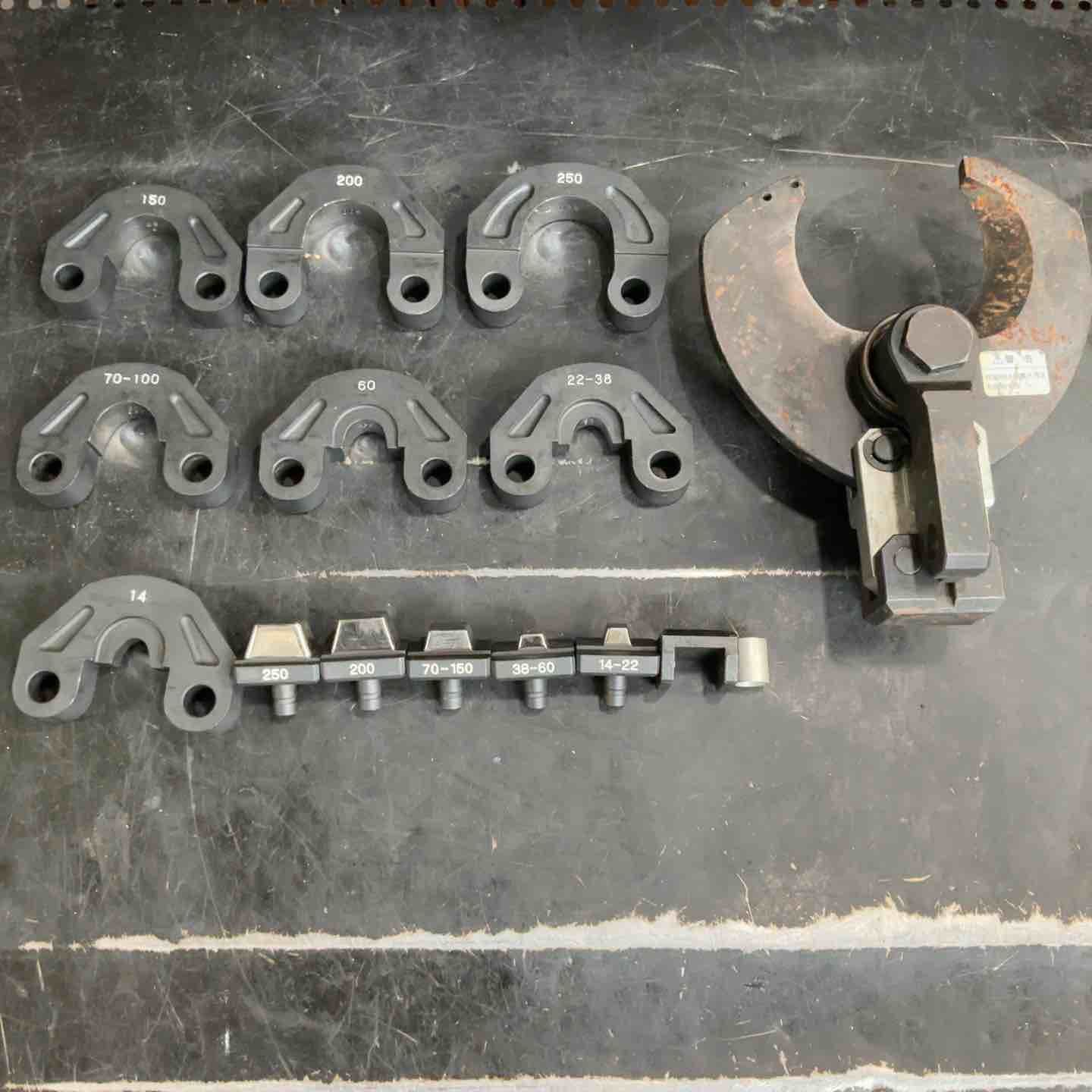  パナソニック Panasonic コードレス圧着器 EZ 46 A 4 K-B ハンドプレス機 バイス クランプ