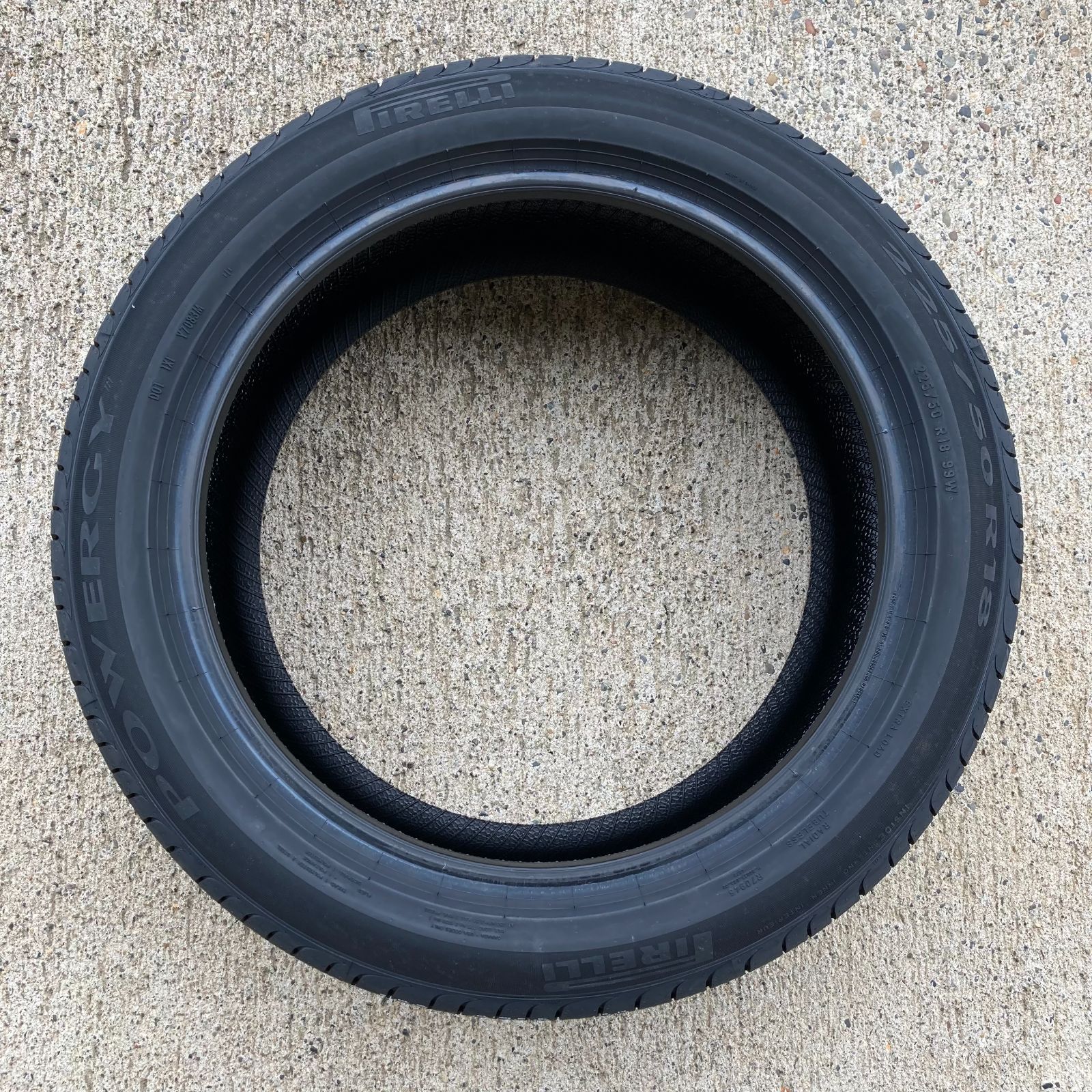 2本以上で送料無料 サマータイヤ 225/50R18 99W XL ミシュラン eプライマシー e・PRIMACY PIRELLI ピレリ POWERGY 225⁄50R18 99W XL◇2本以上で送料無料 サマー