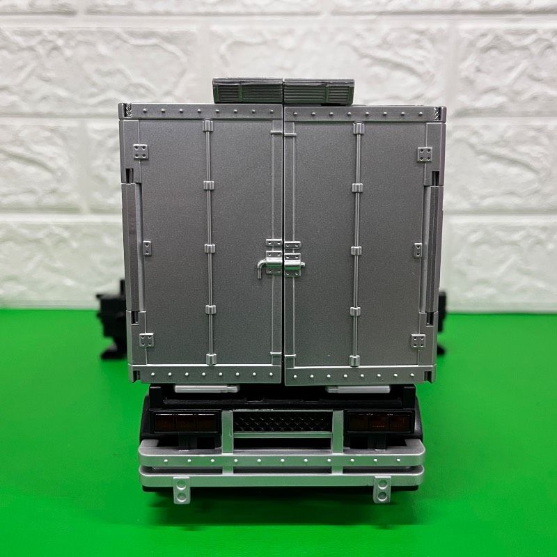 コンボイ トランスフォーマー