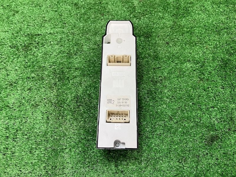 デミオ DJ5AS パワーウインドウスイッチ XDツーリング 4WD D10J-66-350 D09W-66-350 42A