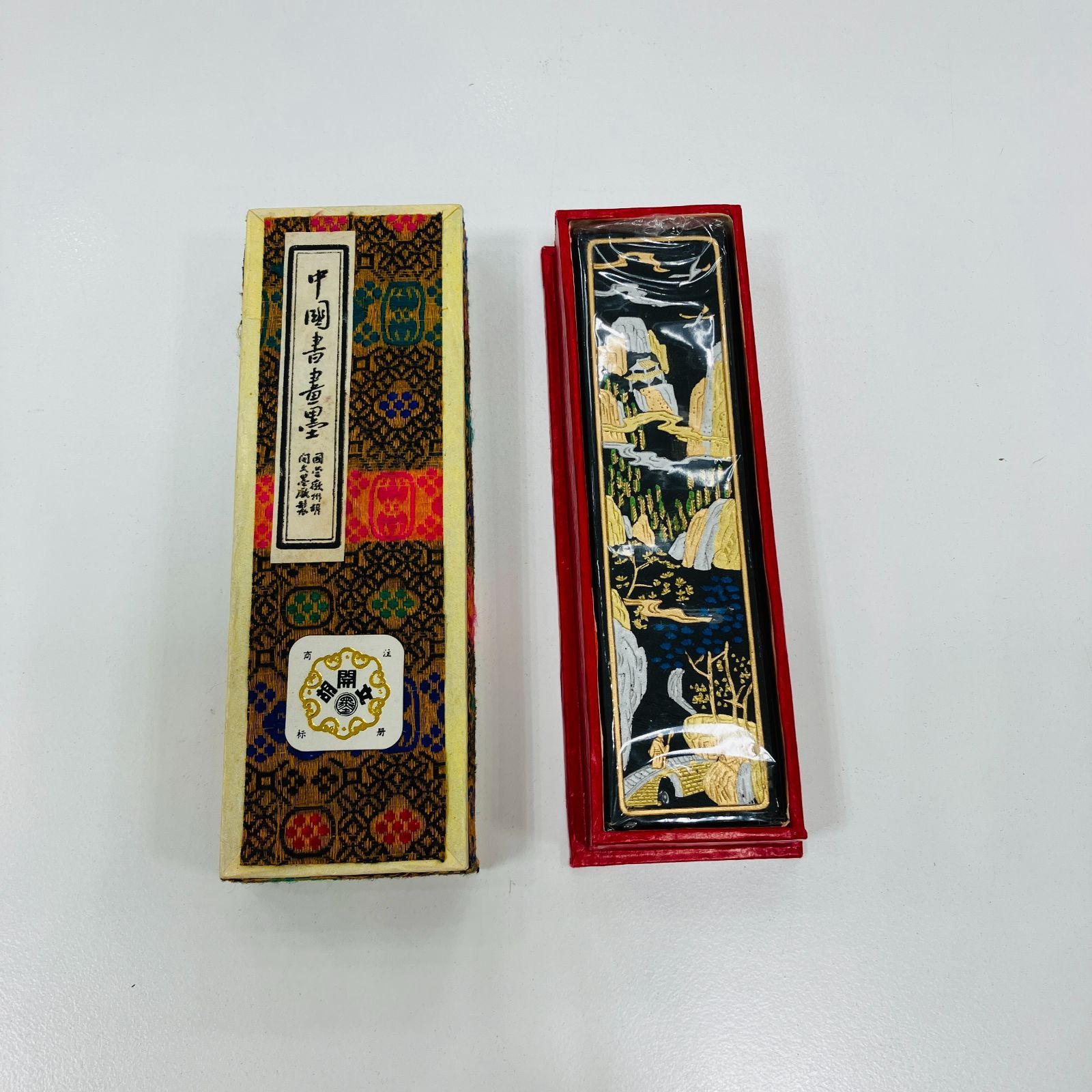 書道具　中国古墨　山水清音　245g 未使用 A【古墨】中国墨 大好山水 老胡開文製 書道 - メルカリ
