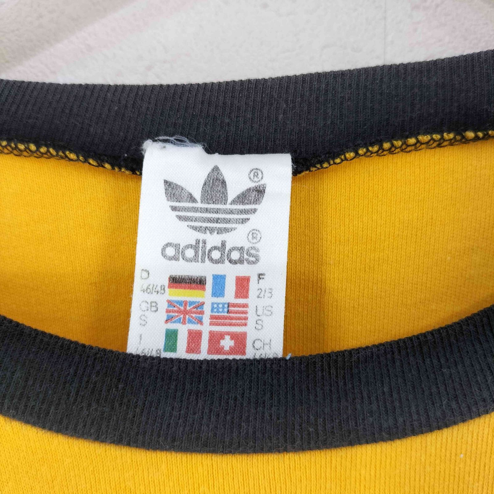 adidas(アディダス) 国旗タグ HOECHST-MARATHON Tシャツ レディース import 中古 古着 0722 アディダス adidas 国旗タグ HOECHST-MARATHON Tシャツ