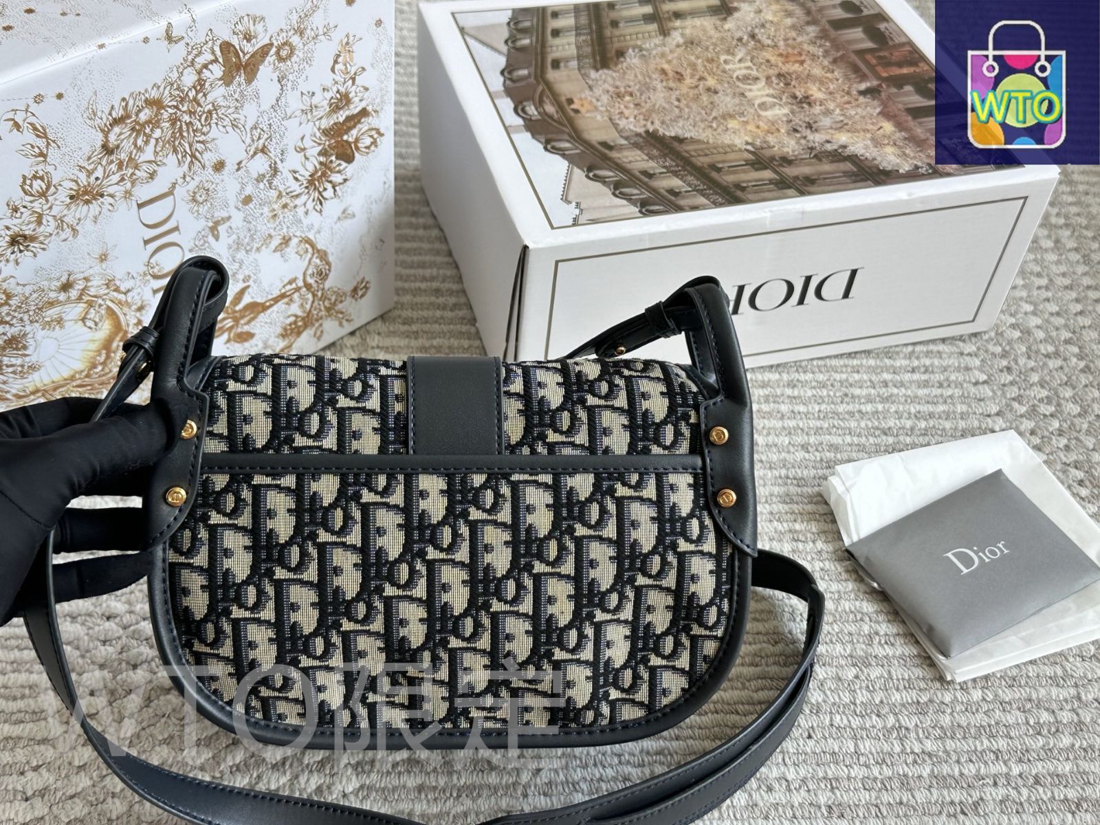 今日特価】Dior ディオール メッセンジャーバッグ シリーズ 軽量