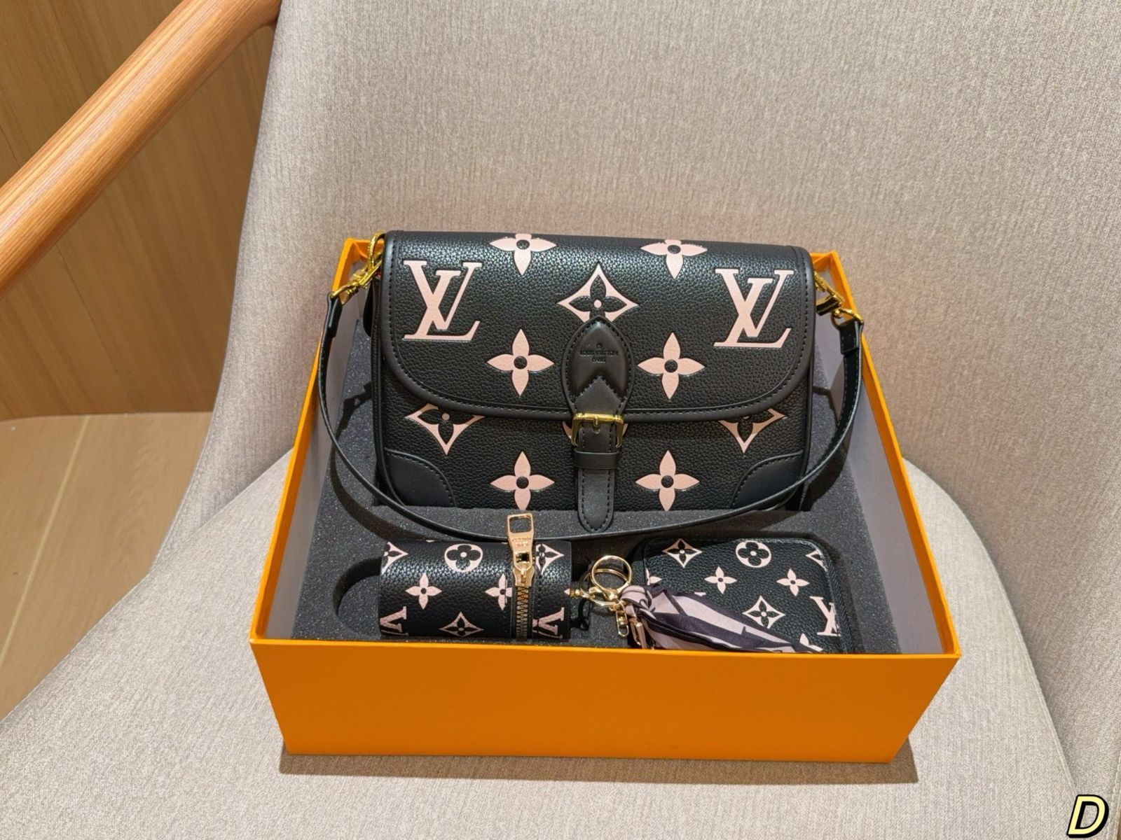 【モノグラムがポイントに☆】Louis Vuitton ビーチパレオ 3色 LOUIS VUITTON ルイヴィトン ポーチ レディース モノグラム