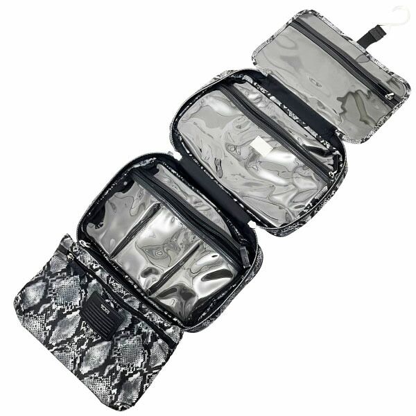 トラベルポーチ