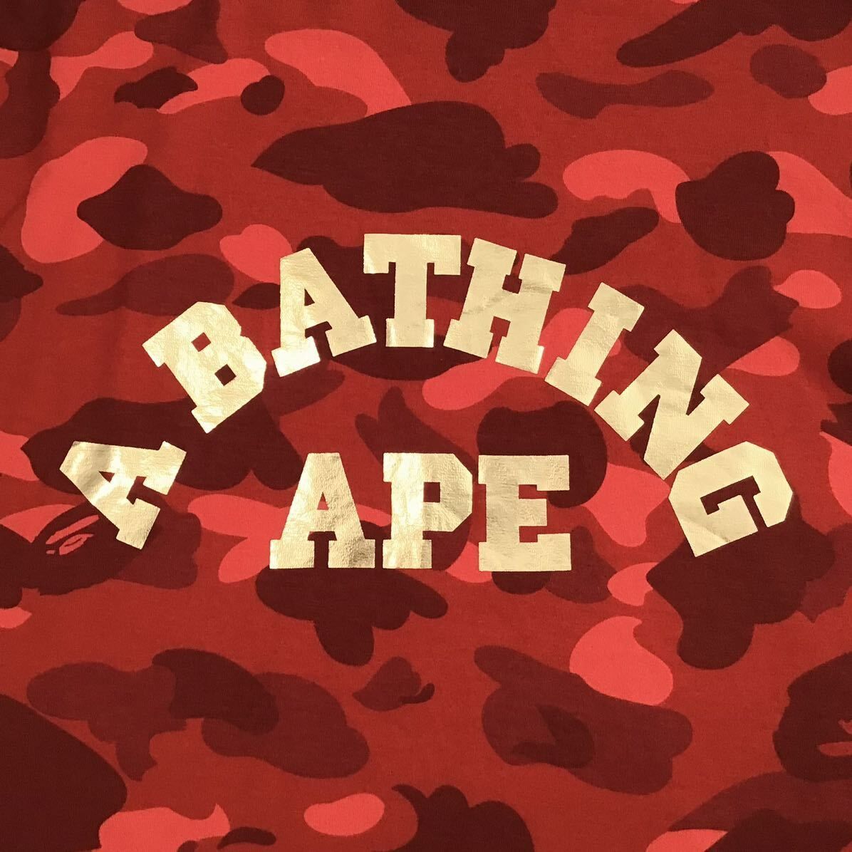 【アベイシングエイプ】カモ柄シャーク 長袖カットソー L マルチカラー シャーク 長袖 Tシャツ Lサイズ Red camo × Gold a bathing ape
