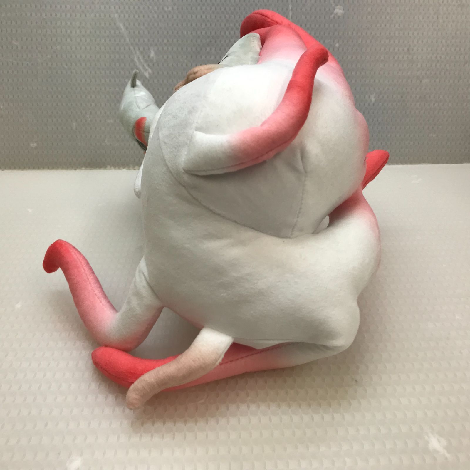 飾磨店】ポケモンセンター限定 ヒスイゾロアーク ぬいぐるみ タグ付き