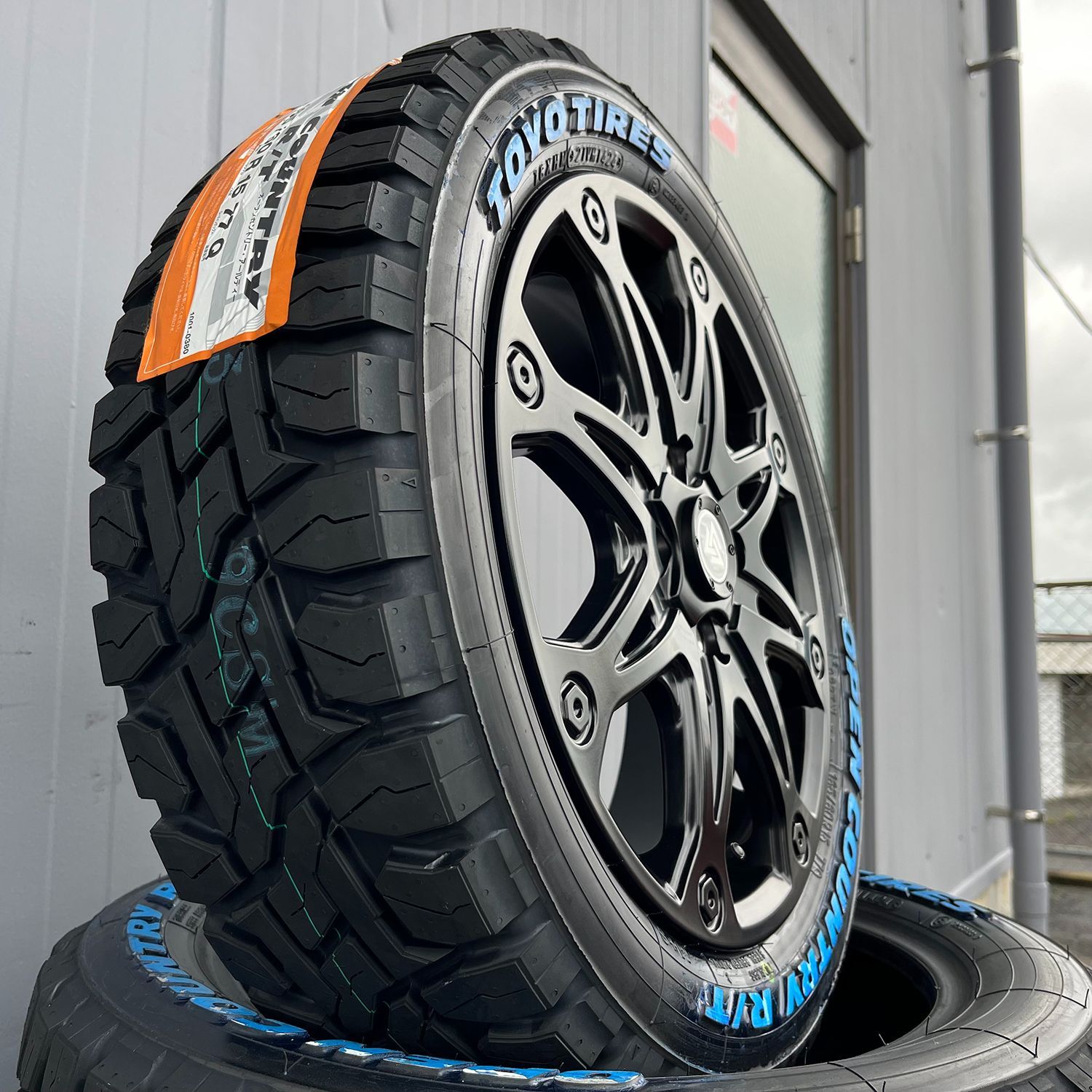 ホワイトレタータイヤ【ダイハツ】ハイゼットジャンボ 15インチ 165