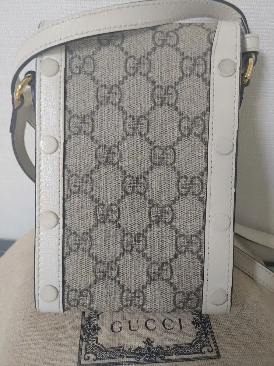 グッチ GG Supreme ミニバック 携帯ホルダーバック DECORATOM_COM_BR