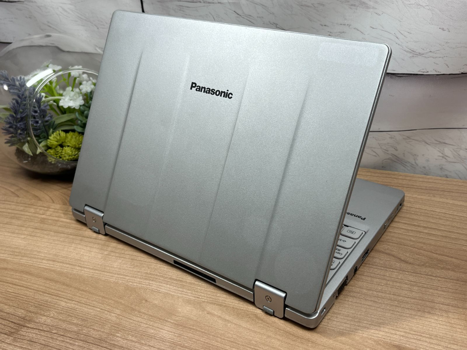 超軽量✨良品✨レッツノート☆Core i5／高速SSD／カメラ付き／オフィス