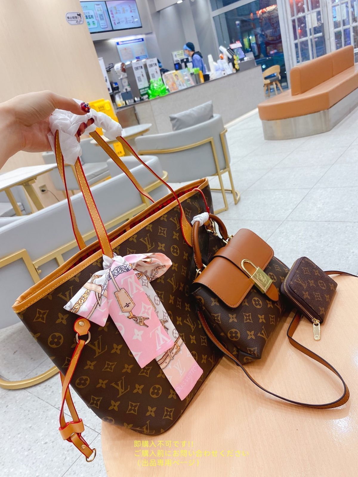 ルイ・ヴィトン バッグ モノグラム レディース ブランド ショルダーバッグ ミュルティ・ポシェット・アクセソワール カーキ M44813 LY4270