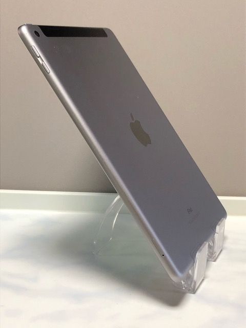 SIMフリー iPad 第5世代 本体 32GB スペースグレイ 電池良好 Apple iPad 【第5世代】 Wi-Fi +Cellular 32GB スペースグレイ