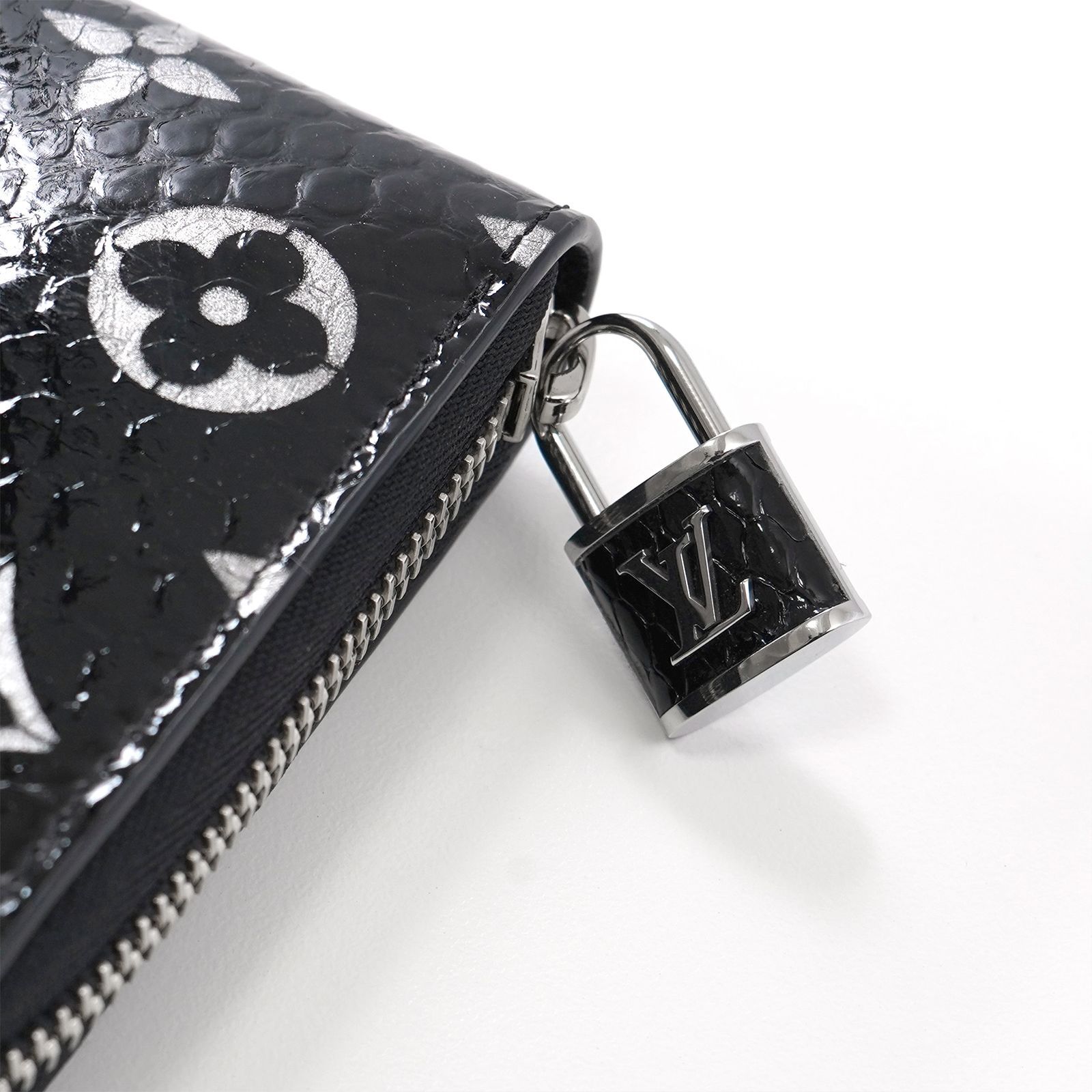 【新品】Louis Vuitton パイソン 蛇革 長財布 N96955 新品 未使用】Louis Vuitton パイソン 蛇革 長財布 N96955
