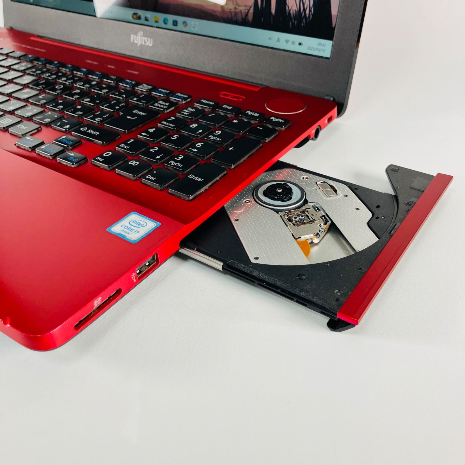 中古ノートパソコン 富士通 LIFEBOOK AH56/E Windows11+office 爆速