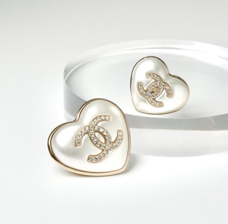 シャネル CHANEL ブローチ コサージュ ゴールド ホワイト ココマーク  