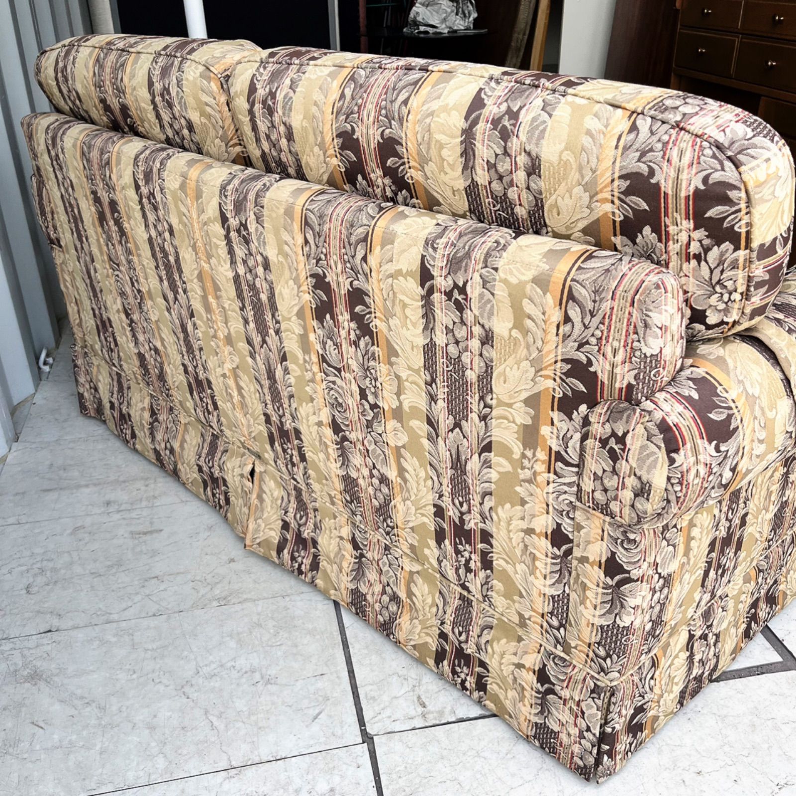 MARUNI  地中海ロイヤル エミール 高級　3人掛け　オットマン付 MARUNI ROYAL 地中海ロイヤル エミール 高級 3人掛け オットマン付