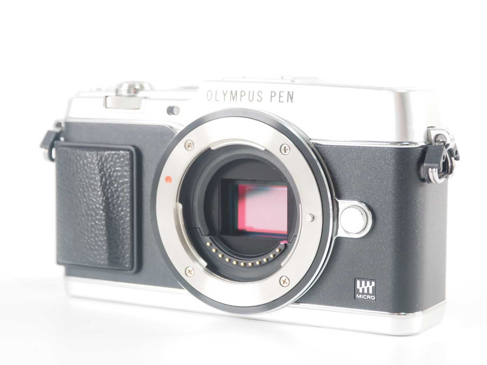 E－PL 5 ホワイト 使えますがジャンク扱いで ジャンク OLYMPUS PEN