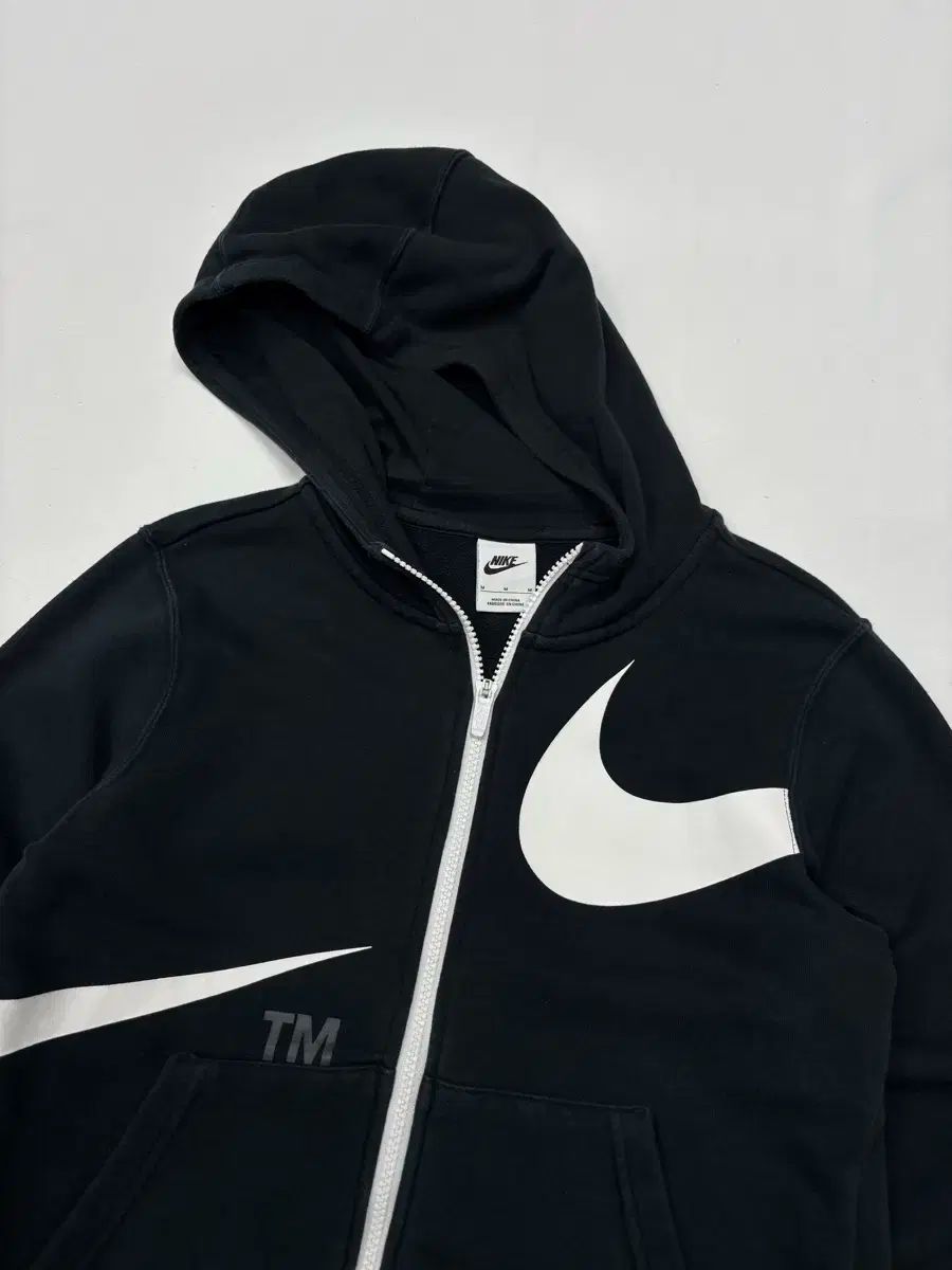 Nike 黒 フード付き アウター 楽天市場】ジップ パーカー フード なし（ブランドナイキ）の通販