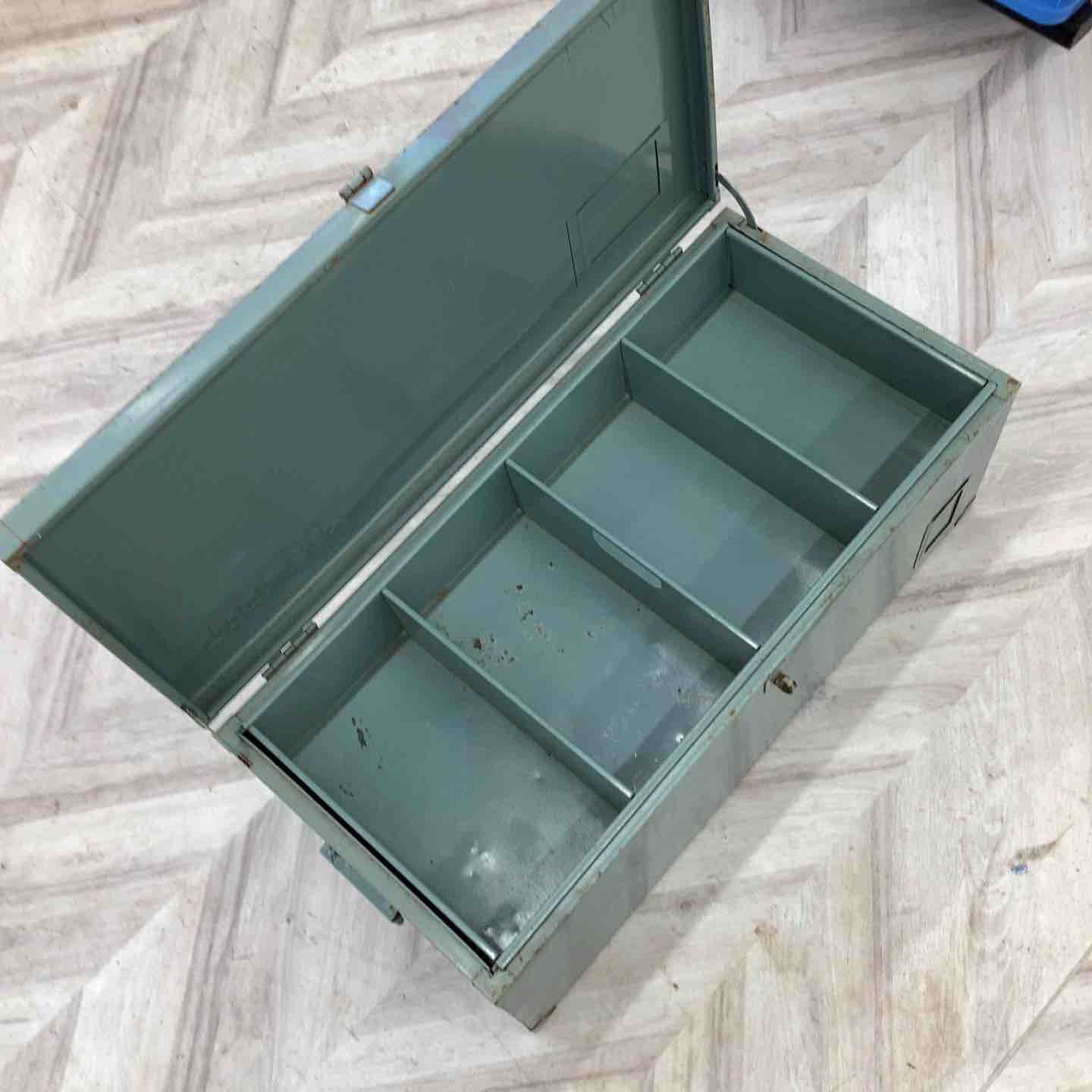 配管|収納|荷台|TRUSCO