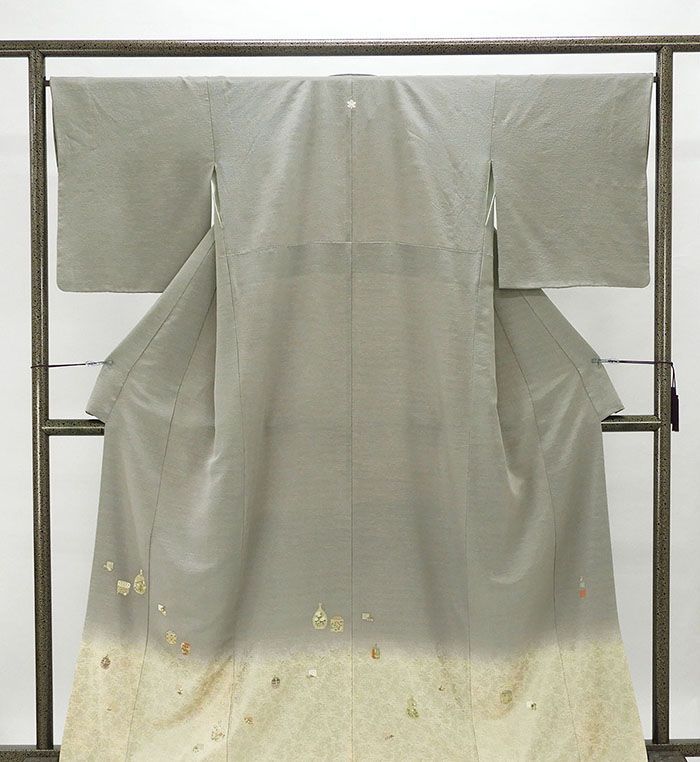 色留袖 正絹 松尾光琳 茶道具源氏香模様 身丈162cm 裄丈66.5cm 色留袖 橘 一つ紋 リサイクル 着物 フォーマル 結婚式 披露宴 f0159