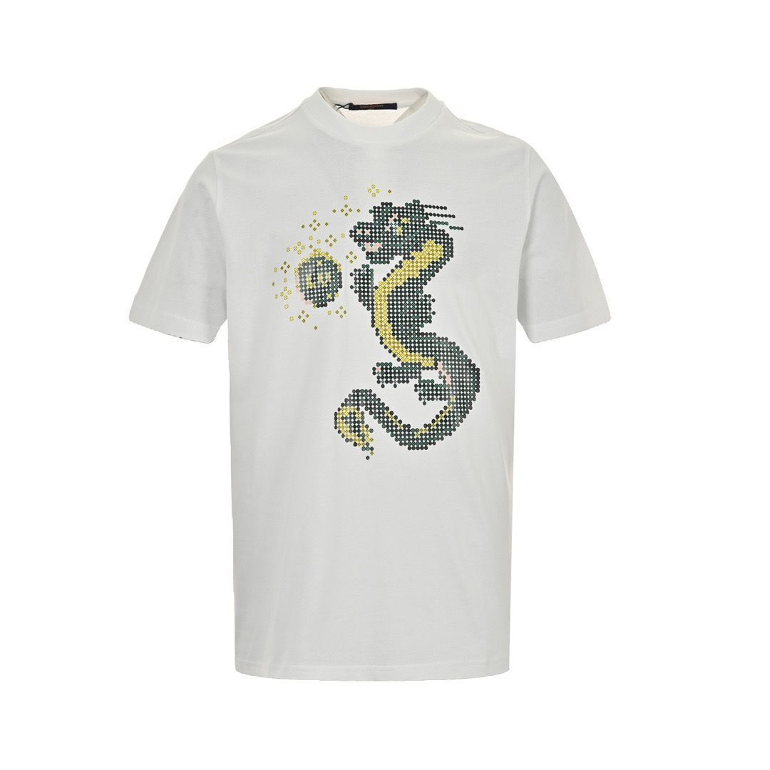 【Louis Vuitton】カジュアルな Tシャツ ホワイト ドラゴン 人気 Louis Vuitton】カジュアルな Tシャツ ホワイト ドラゴン 人気
