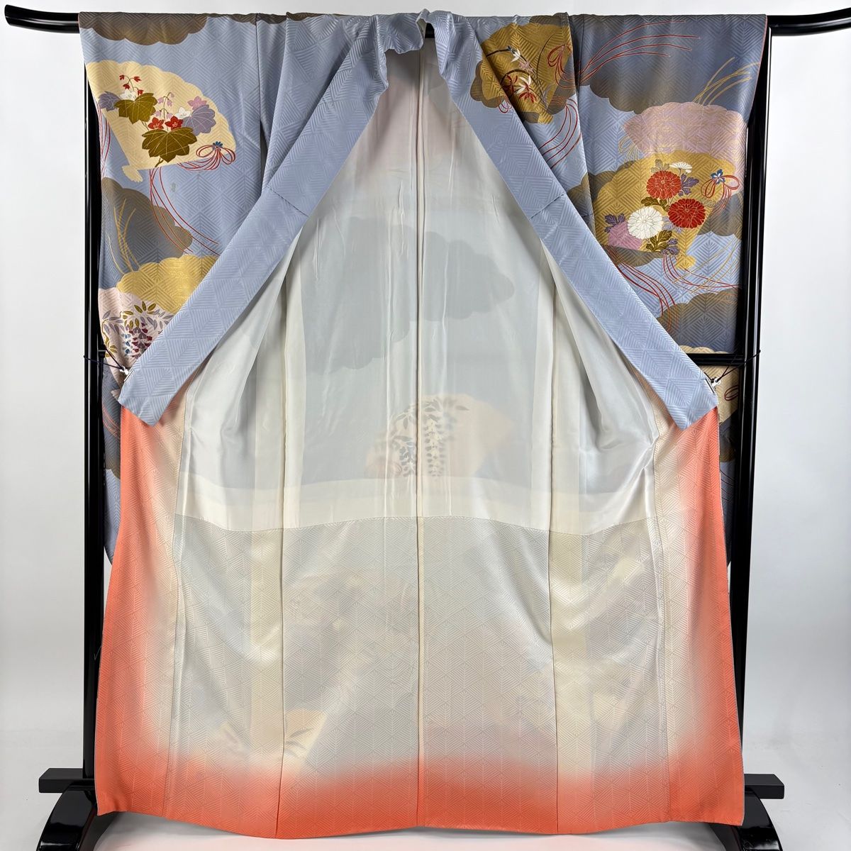 上腕二頭筋  (浅葱色 桜柄 振袖 身丈167) 振袖 身丈165.5cm 裄丈67.5cm L 袷 扇 草花 金糸 金彩 青灰色