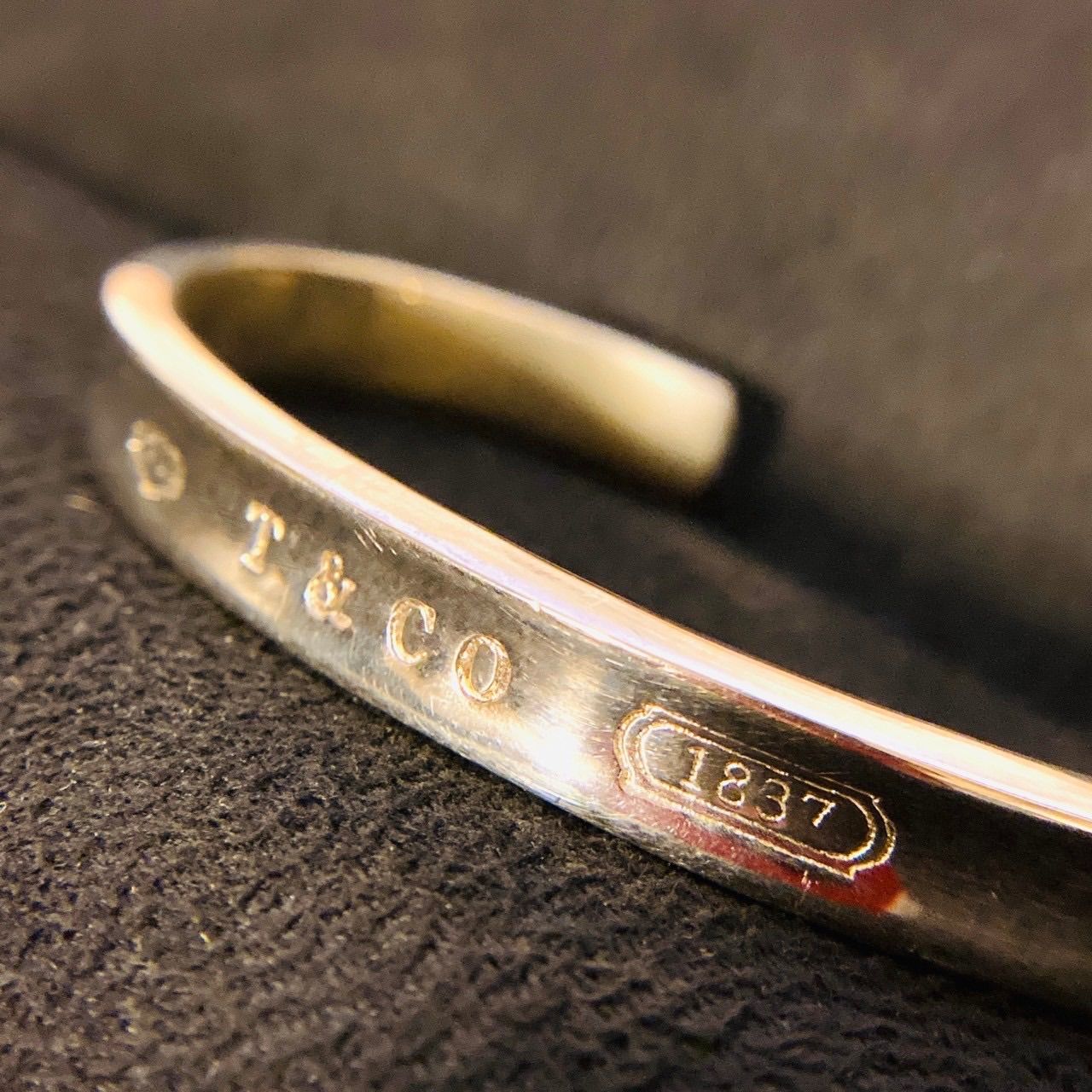 箱付⭐︎ ティファニー ナロー 1837 925 バングル ブレスレット 楽天市場】Tiffany&Co. ティファニー1837ナローカフブレスレット
