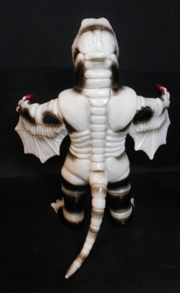 東映レトロソフビコレクション白骨ムササビ フィギュア 2014年 約25cm 東映レトロソフビコレクション白骨ムササビ フィギュア 2014年