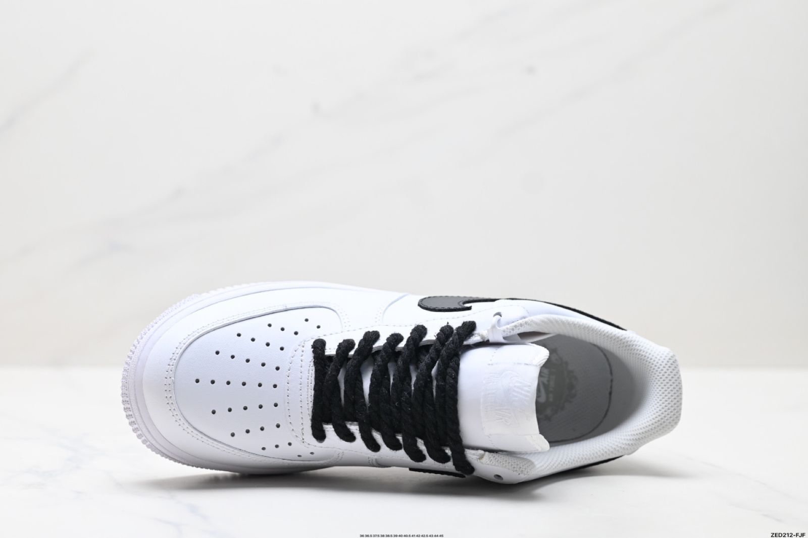 今日 NIKE AIR FORCE 1‘07 原型? 原型紙による正統ロートップエアフォースモデル 輸入向けチャンネル 全掌内蔵蜂窩クッション