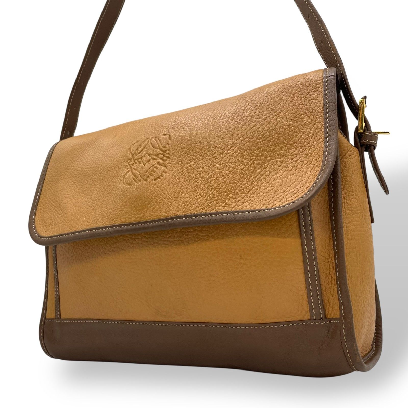 LOEWE ロエベ ロゴ型押し レザーショルダーバッグ 【公式通販】