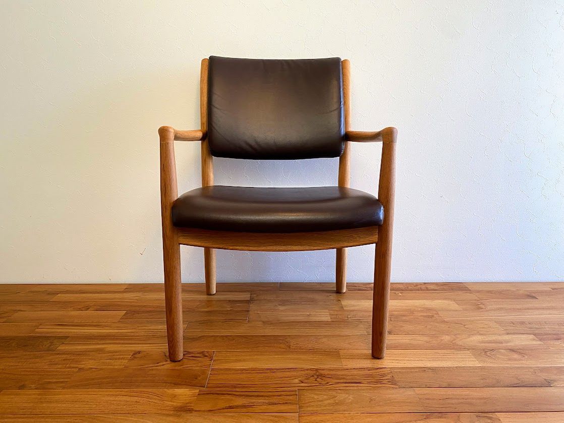 飛騨産業 CRESCENTシリーズ アーム チェア SG270A 仕上済② - メルカリ