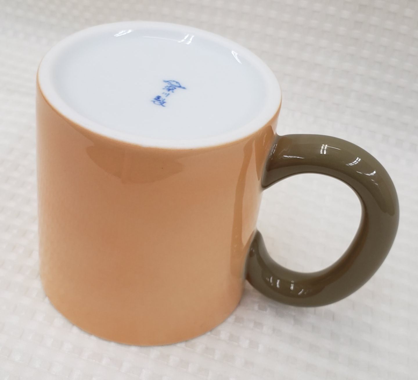 未使用品】深川製磁 なごみ色 なごみオレンジ 珈琲マグ 淡いオレンジ色 