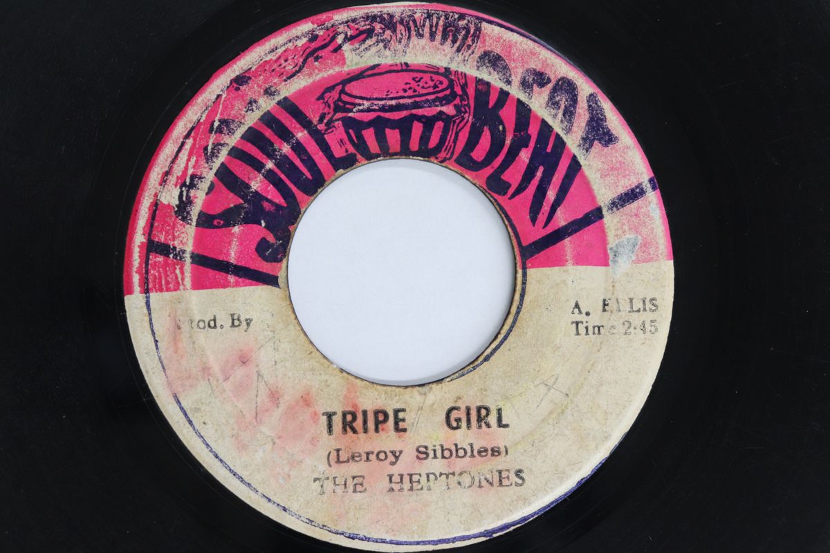 ジャマイカ7” Heptones Tripe Girl none Soul Beat |00080