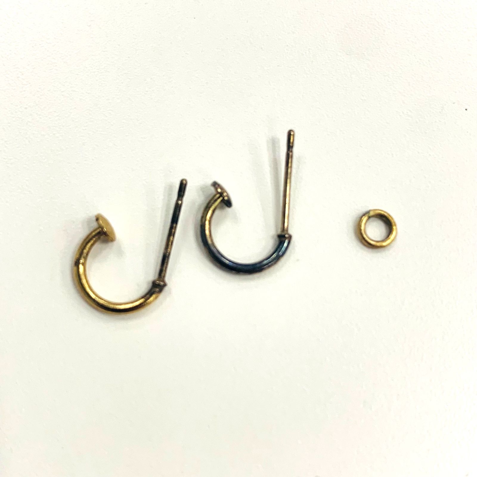 ピアス