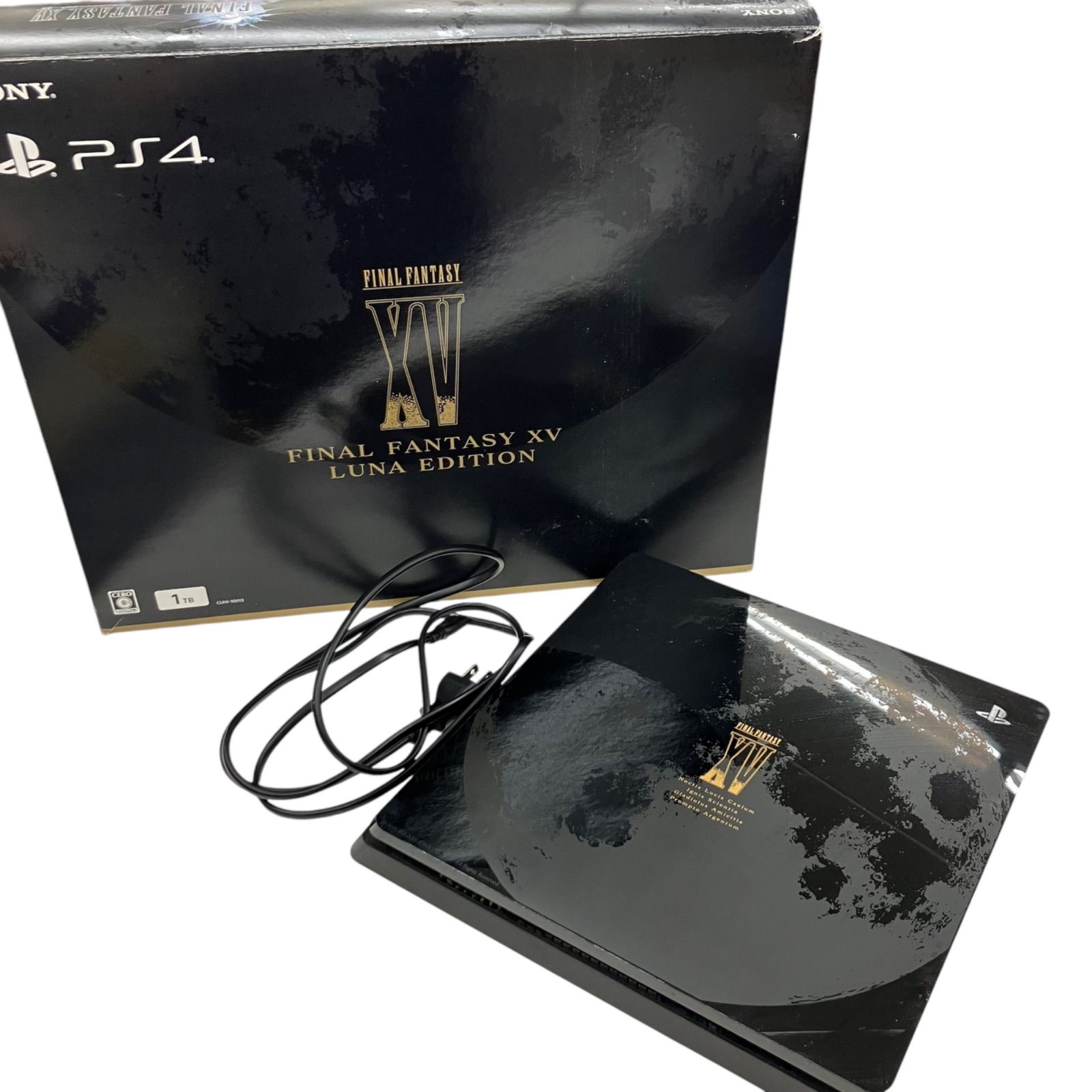 186000 現状品 SONY PlayStation4 FINAL FANTASY XV LUNA EDITION 1TB 本体のみ CUH-2000B