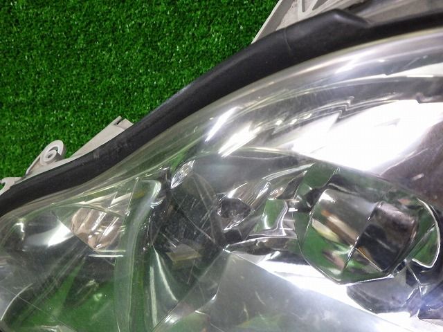 え トヨタ GRS183 GRS180 クラウンロイヤル 前期 ヘッドライト左右