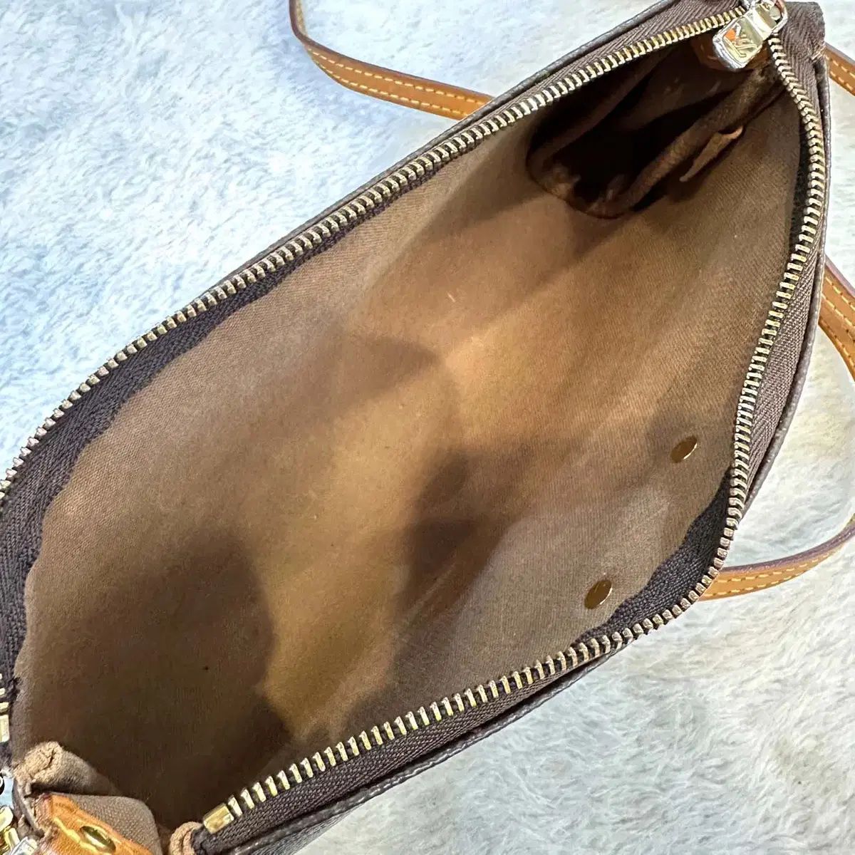 Vuitton ルイヴィトン