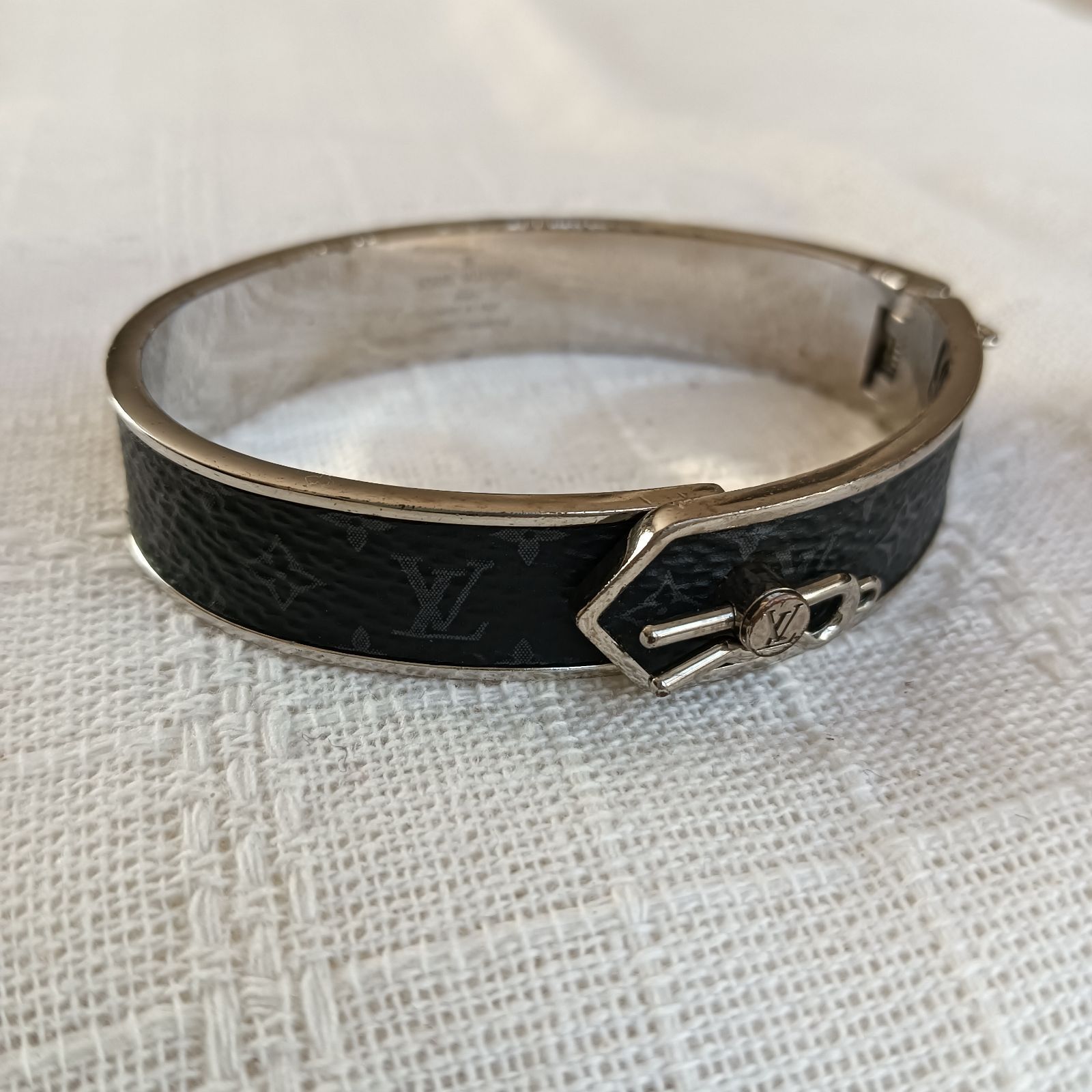 欠損あり LOUIS VUITTON ルイヴィトン ブラスレ ピン ロック M バングル カフ メタル モノグラム エクリプス M68877 シルバー DI0199 KIN-KAAI_COM