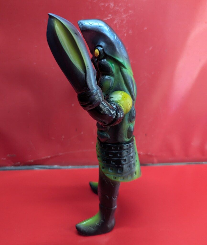 ゼ*ロ様 【マルサン】バルタン星人五代目350 怖れていたバルタン星人の動物園作 ゼ*ロ様 【マルサン】バルタン星人五代目350 怖れていたバルタン星人