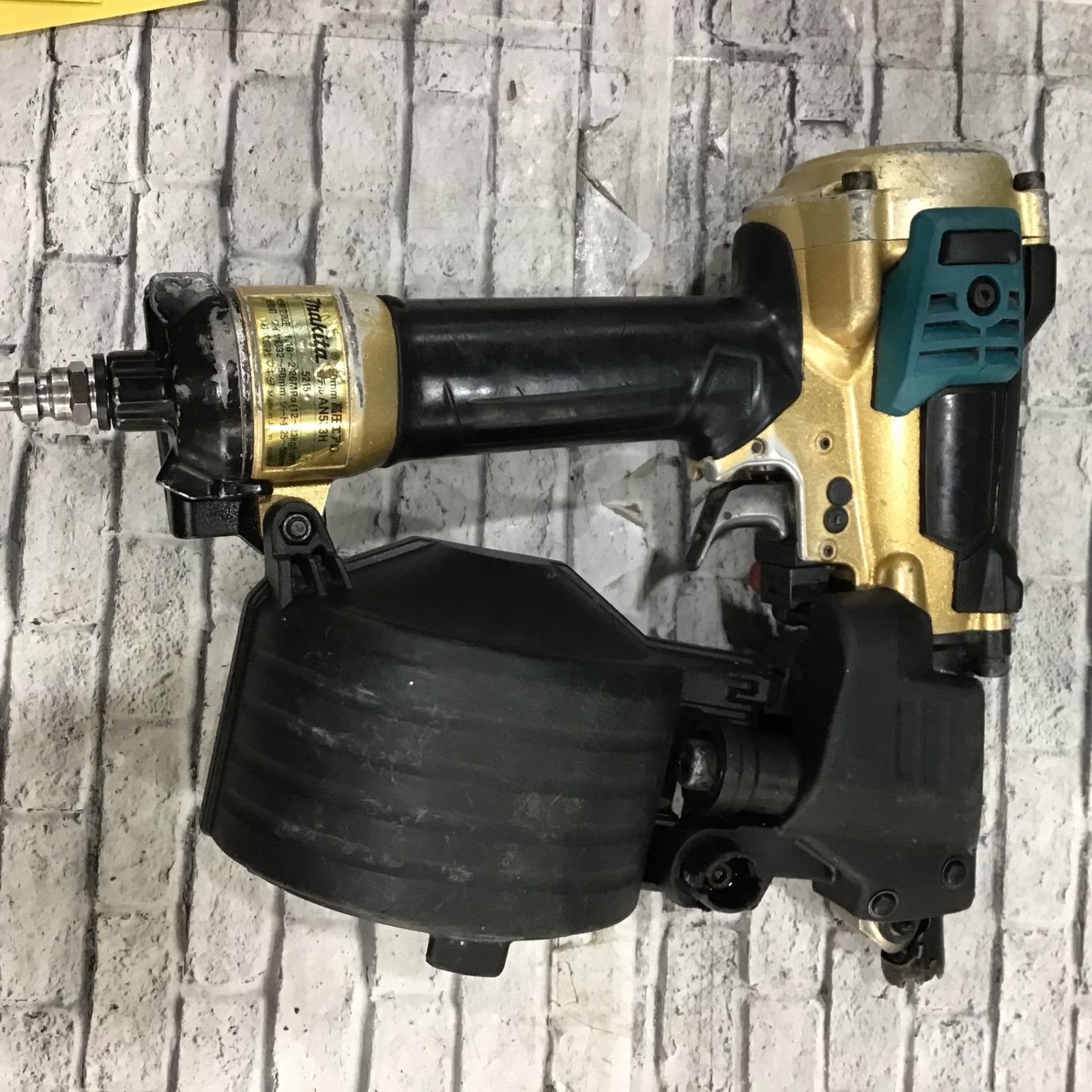 マキタ 50mm 高圧エア釘打 エアダスタ付 ゴールド AN533HSP1 越谷店 HRDEVELOPMENT_JP