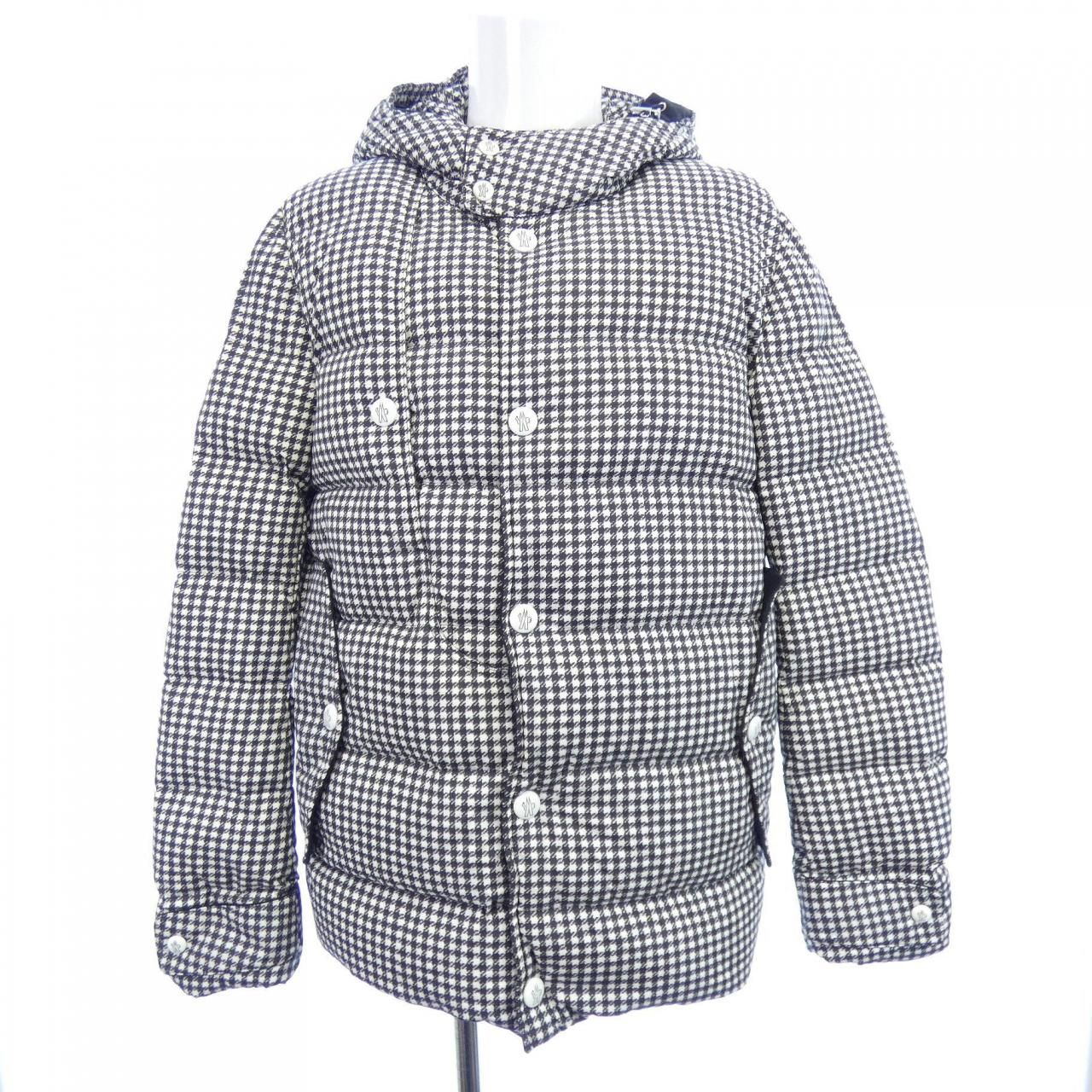モンクレールガムブルー MONCLER GAMMEBLEU 123914132231 ダウンジャケット