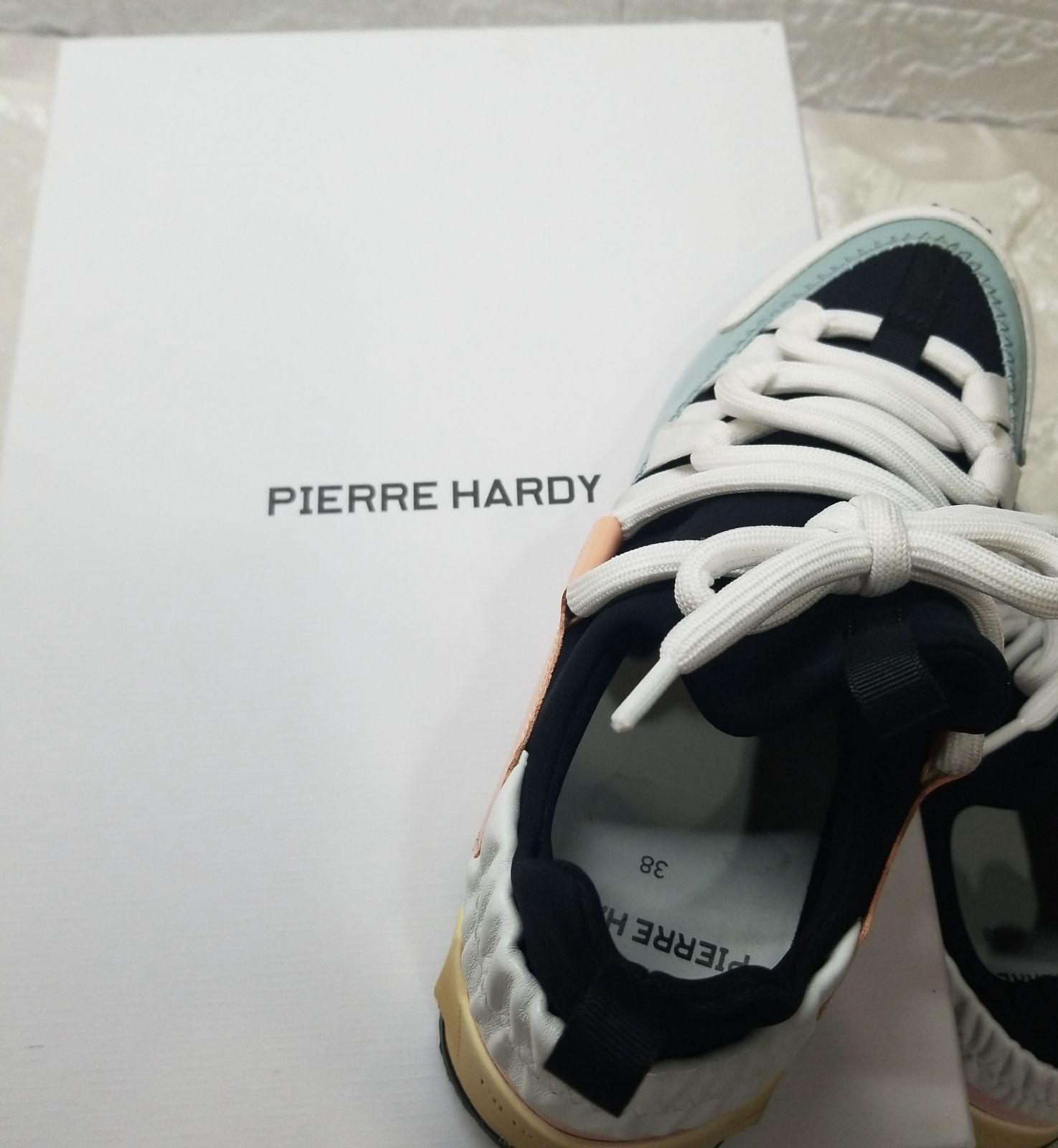 【美品】PIERRE HARDY ピエールアルディ　38 スニーカー　24.0㎝ 美品】希少 PIERRE HARDY ピエールアルディ スニーカー #38 24cm