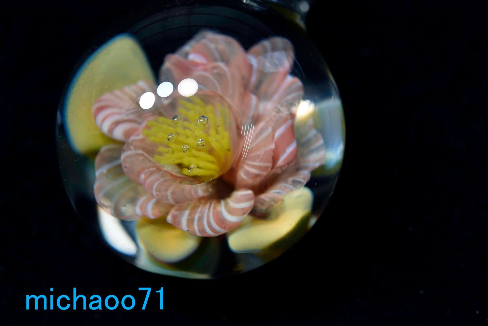 フラワー ガラスのペンダントトップ (12099-P21)GLASS FLOWER 透き通っ